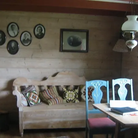 Haugland Gard Holiday home *